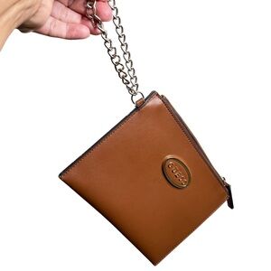 Guess Wristlet Brown Leather Card Holder With Chain 9”X 6”‎